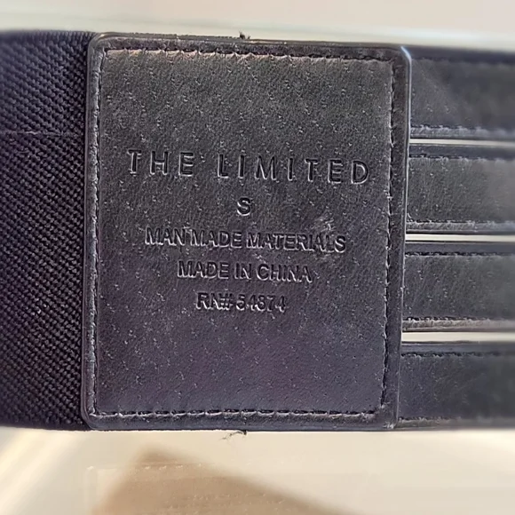 The Limited Black Buckle Belt Sz: S - Picture 9 of 9